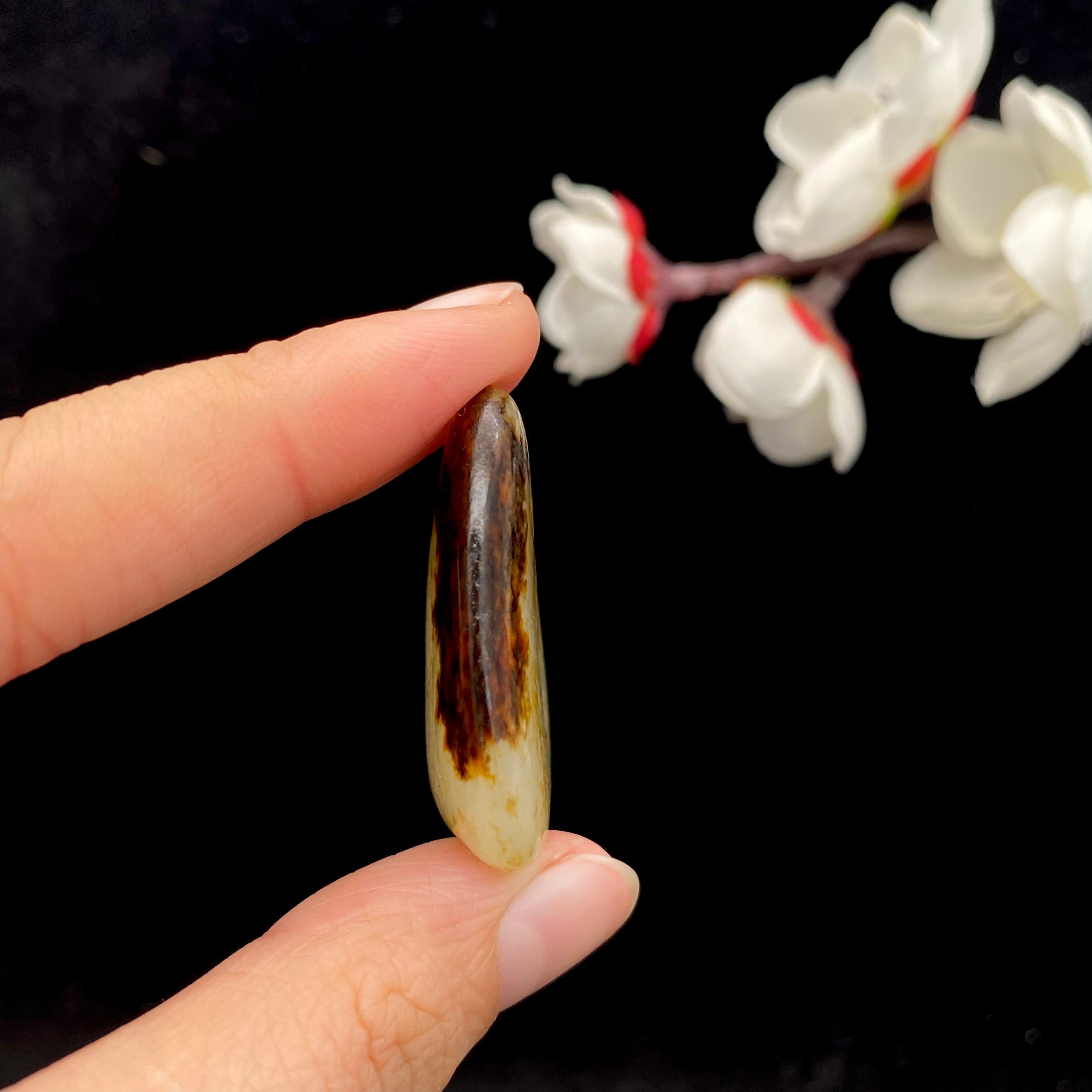 和田玉聚红皮籽料吊坠籽（14.6g）