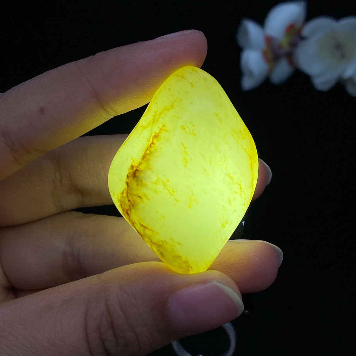 和田玉洒金皮籽料挂件（37.8g）