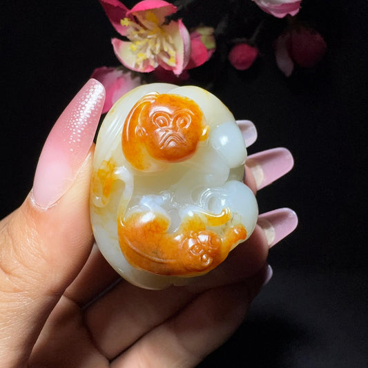 和田玉籽料挂件代代封侯（59.1g）