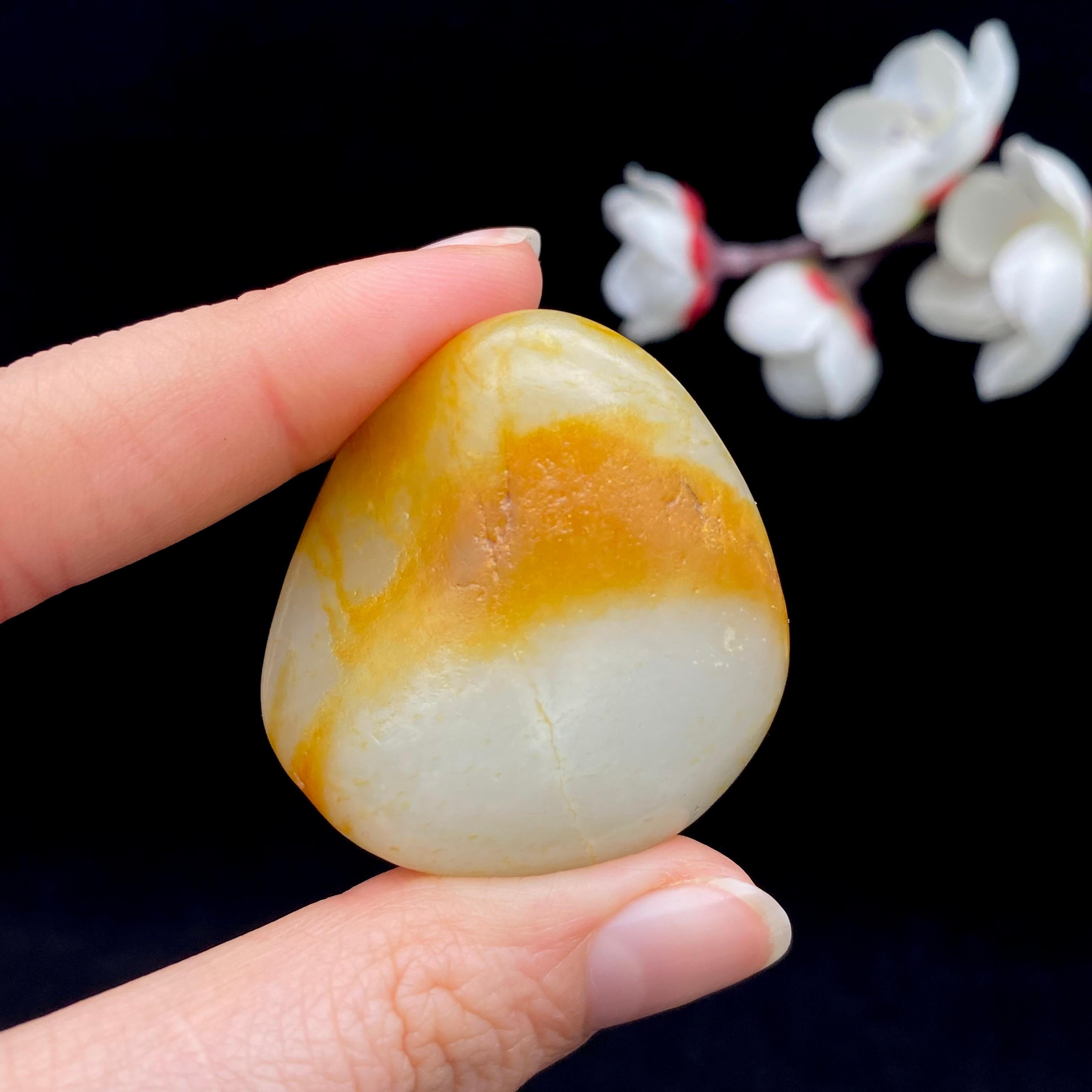 和田玉黄皮籽料挂件（39.1g）