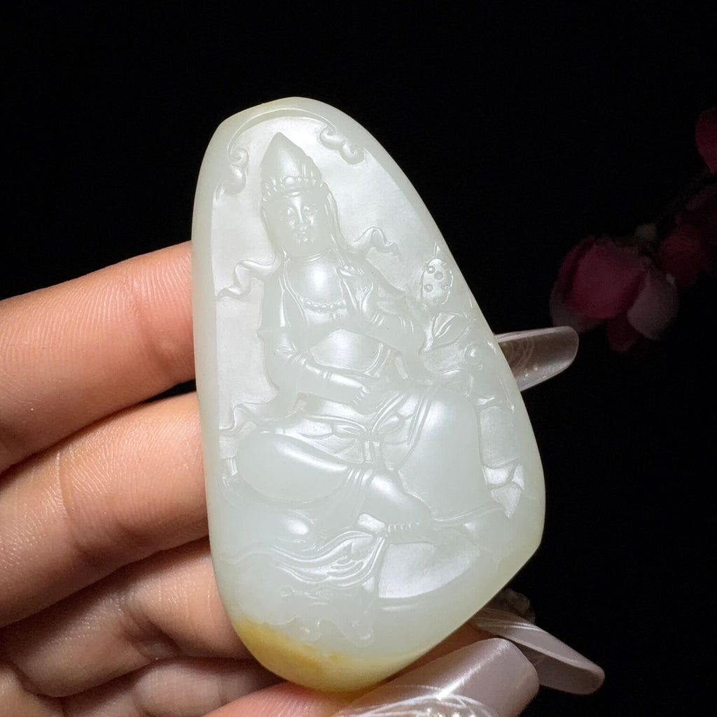 和田玉籽料莲花观音（39.1g）