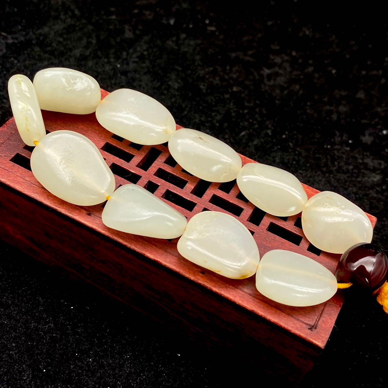 和田白玉 清時代 髮饰 天然石 白玉 和田玉白玉籽料原石（8.3g） – 厚德载玉