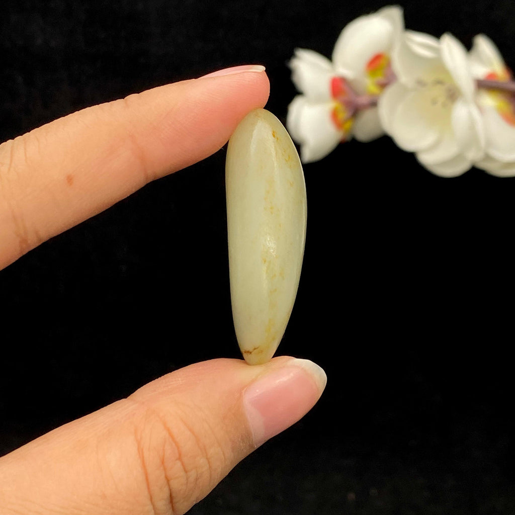 和田玉聚红皮青花底籽料挂件（20.5g）