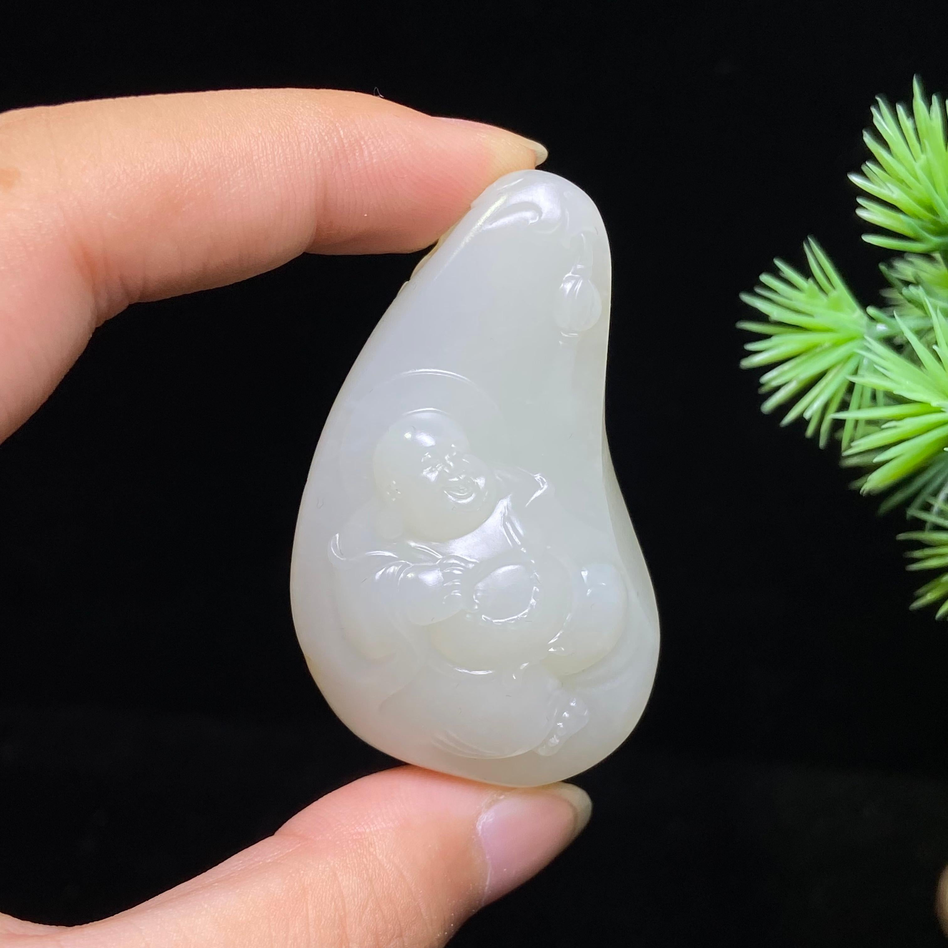 和田玉籽料佛公（32.5g）