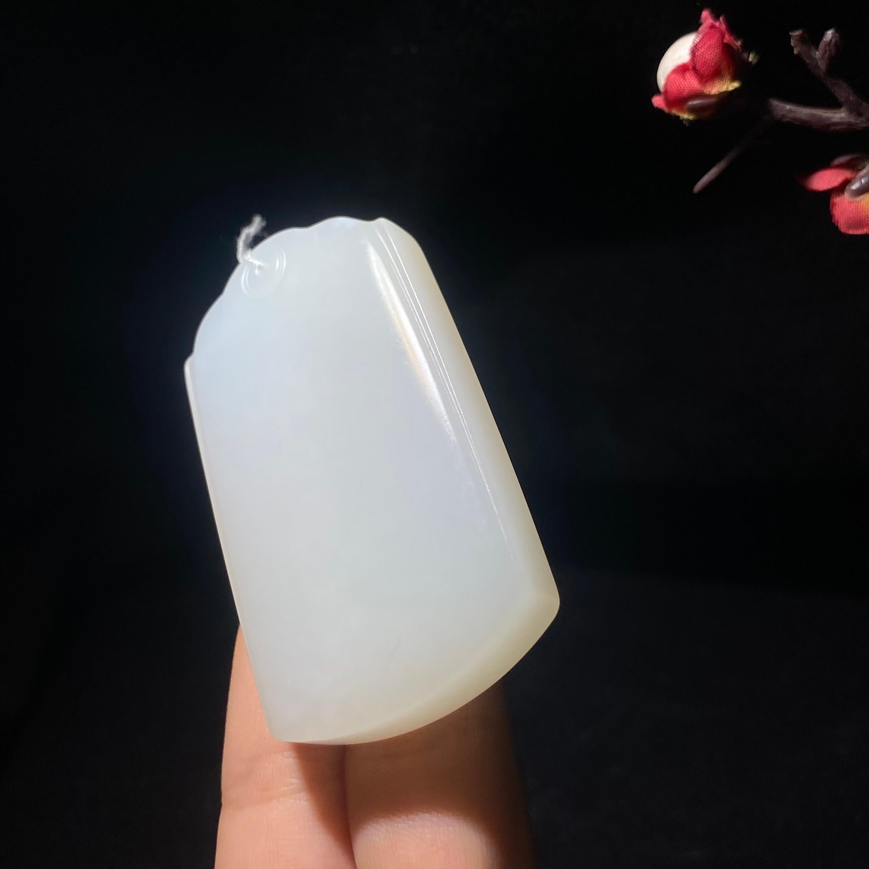 收藏级和田羊脂白玉无事牌（55.6g）