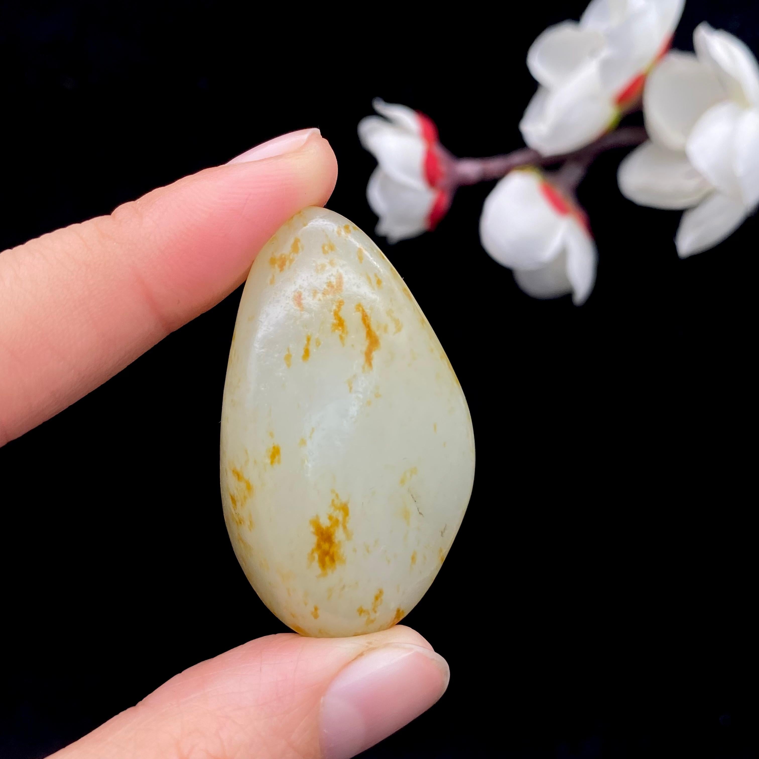 和田玉洒金皮籽料原石（29.2g）