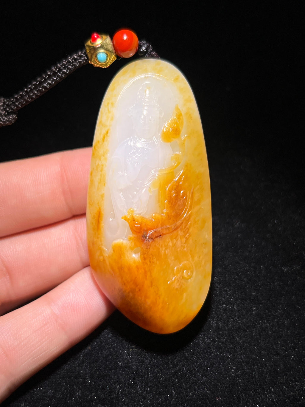 和田玉籽料观音（51.2g）