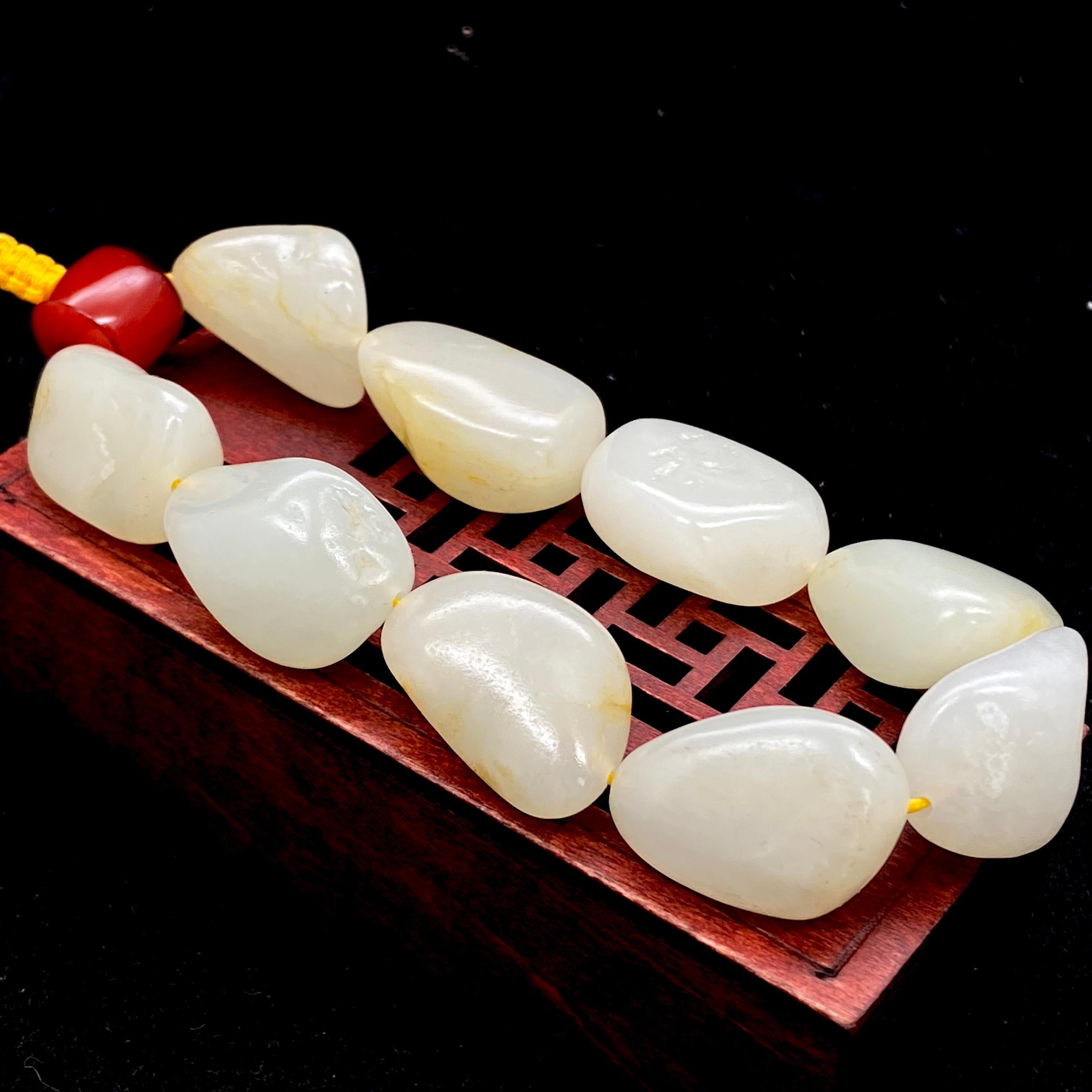 和田玉洒金皮【精品手串】（72g）