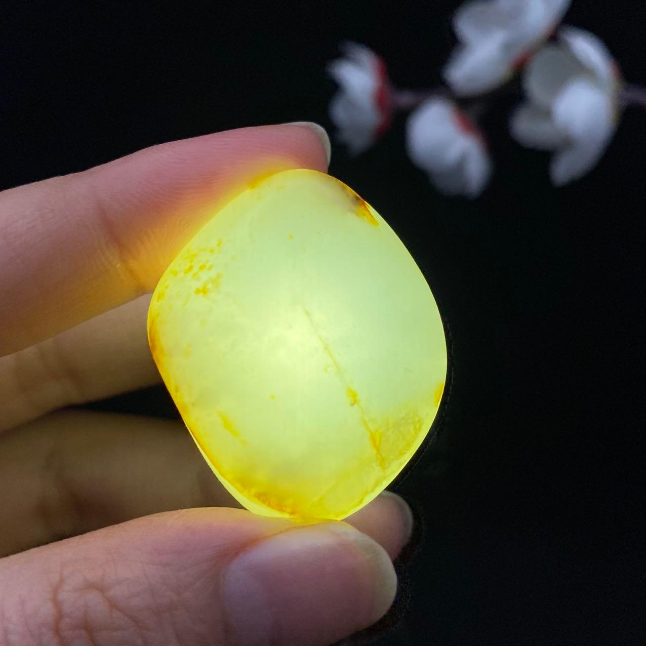 和田玉洒金皮籽料（18.4g）