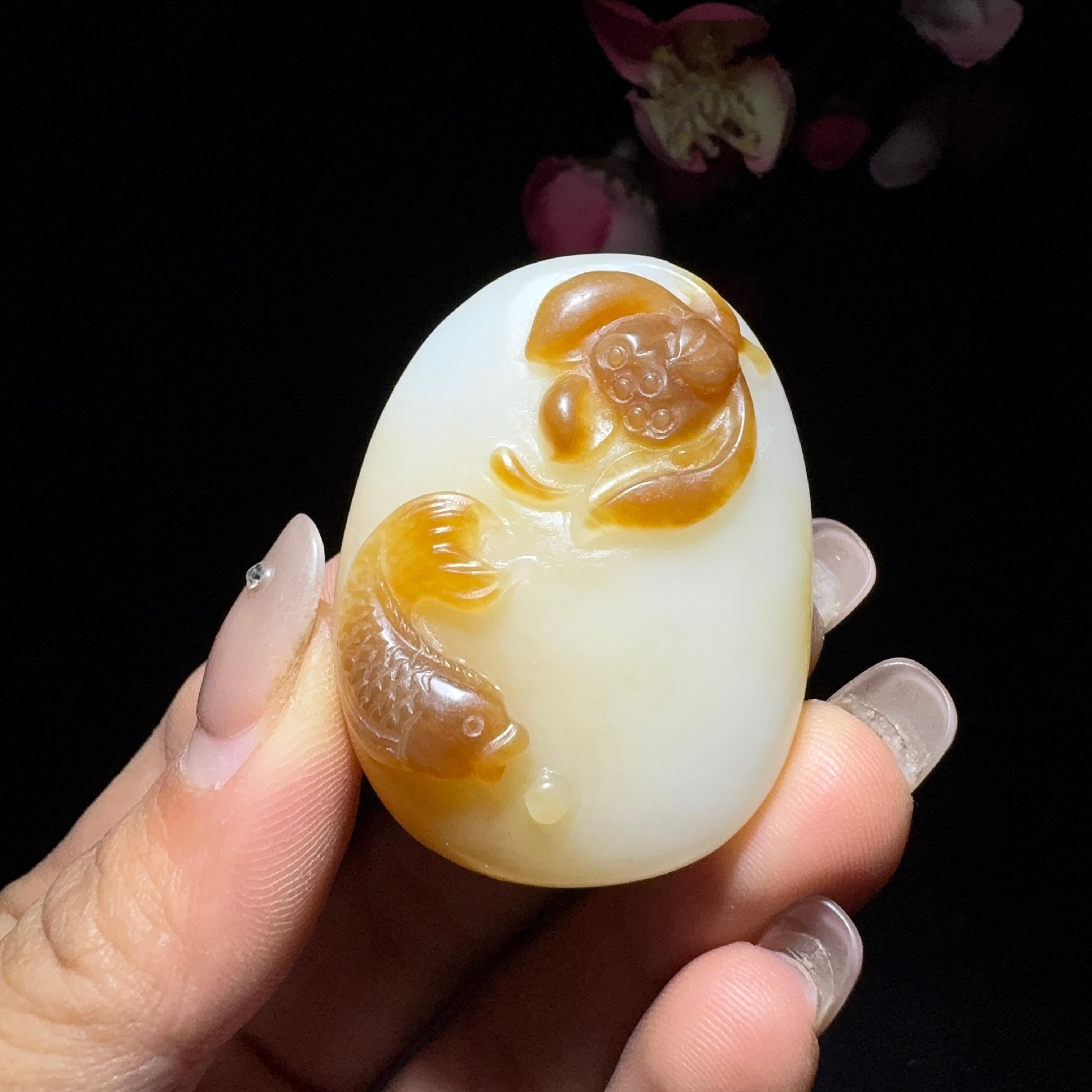 和田玉糖白挂件连年有余（38.7g）