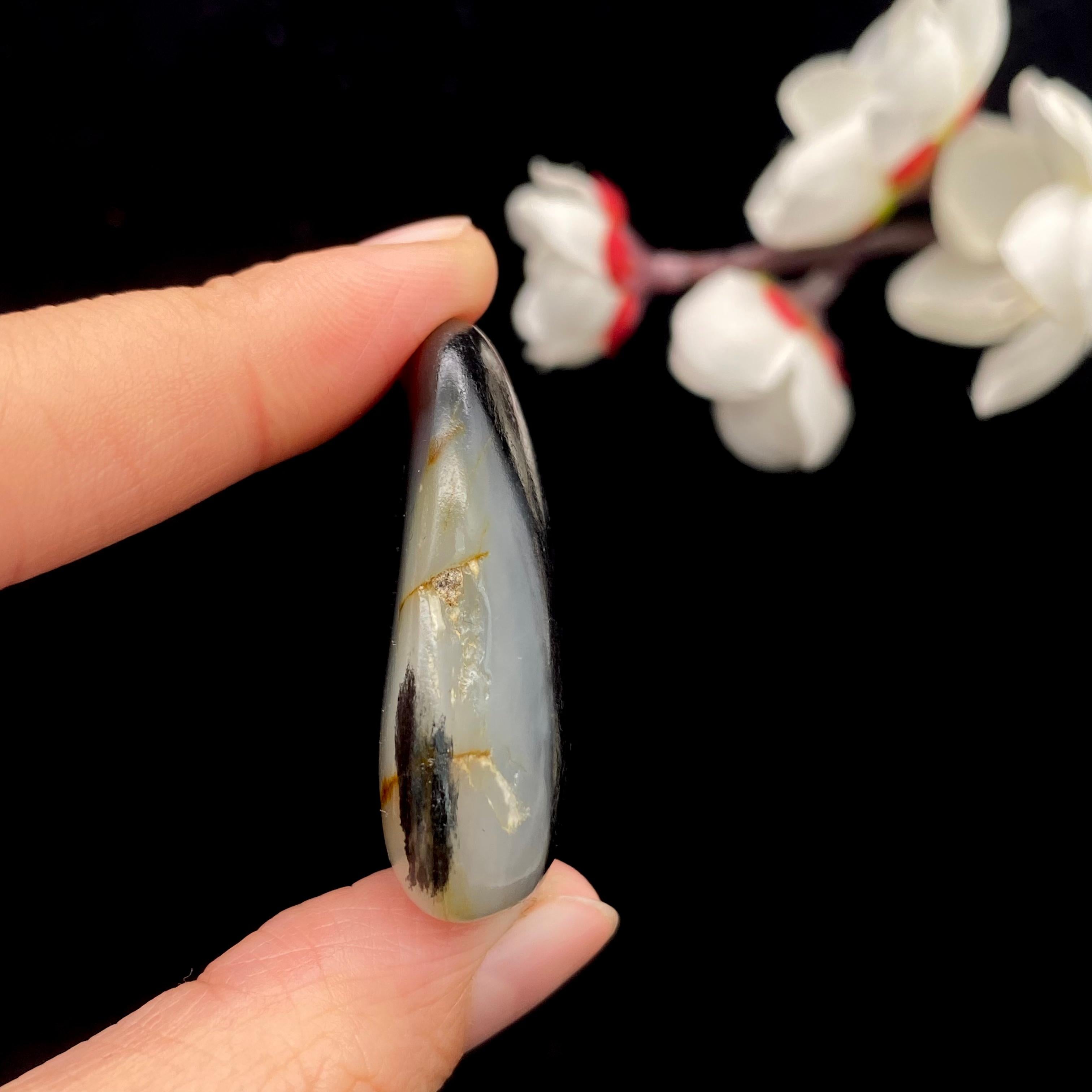 和田玉青花籽料原石（21.2g）