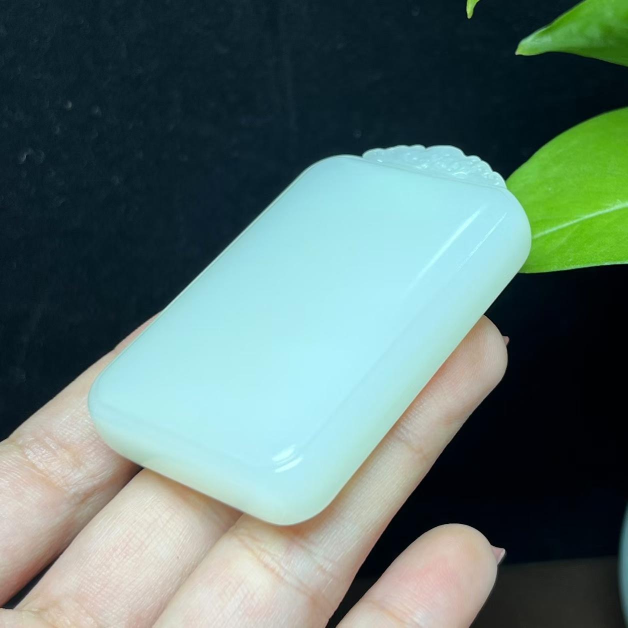 和田羊脂玉平安无事牌（84.7g）
