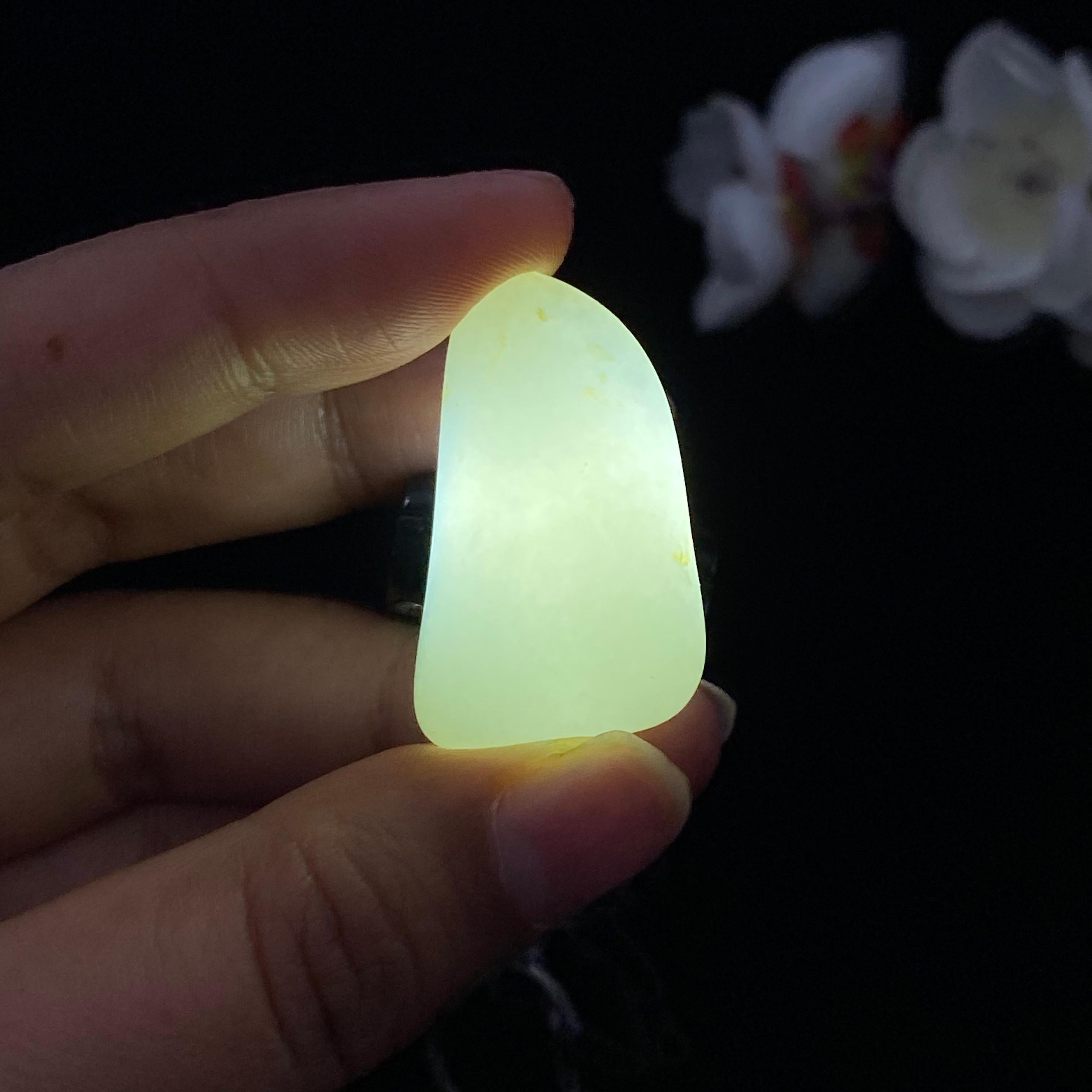 和田玉白玉籽料吊坠籽（14.3g）