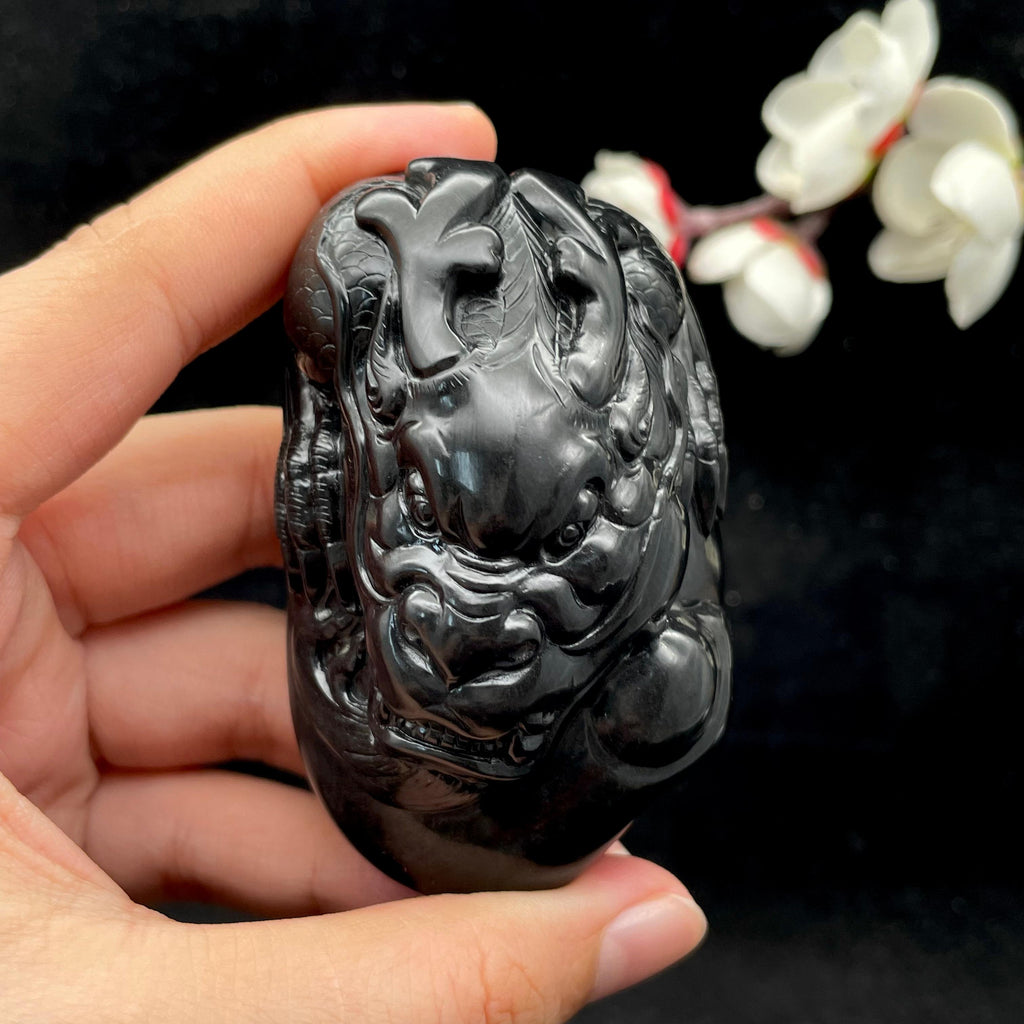 和田玉青花墨玉籽料【龙】手把件（202.4g）