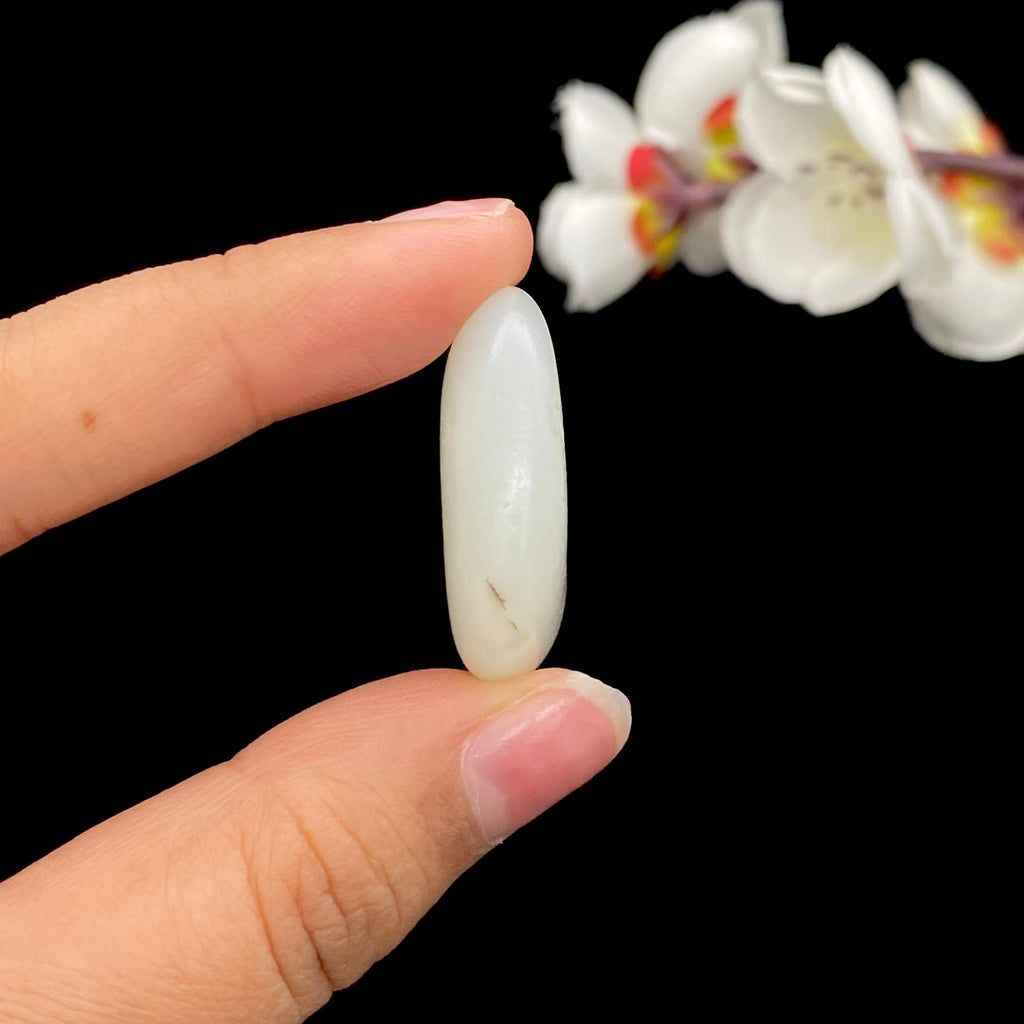 和田玉白玉籽料原石（12.4g）