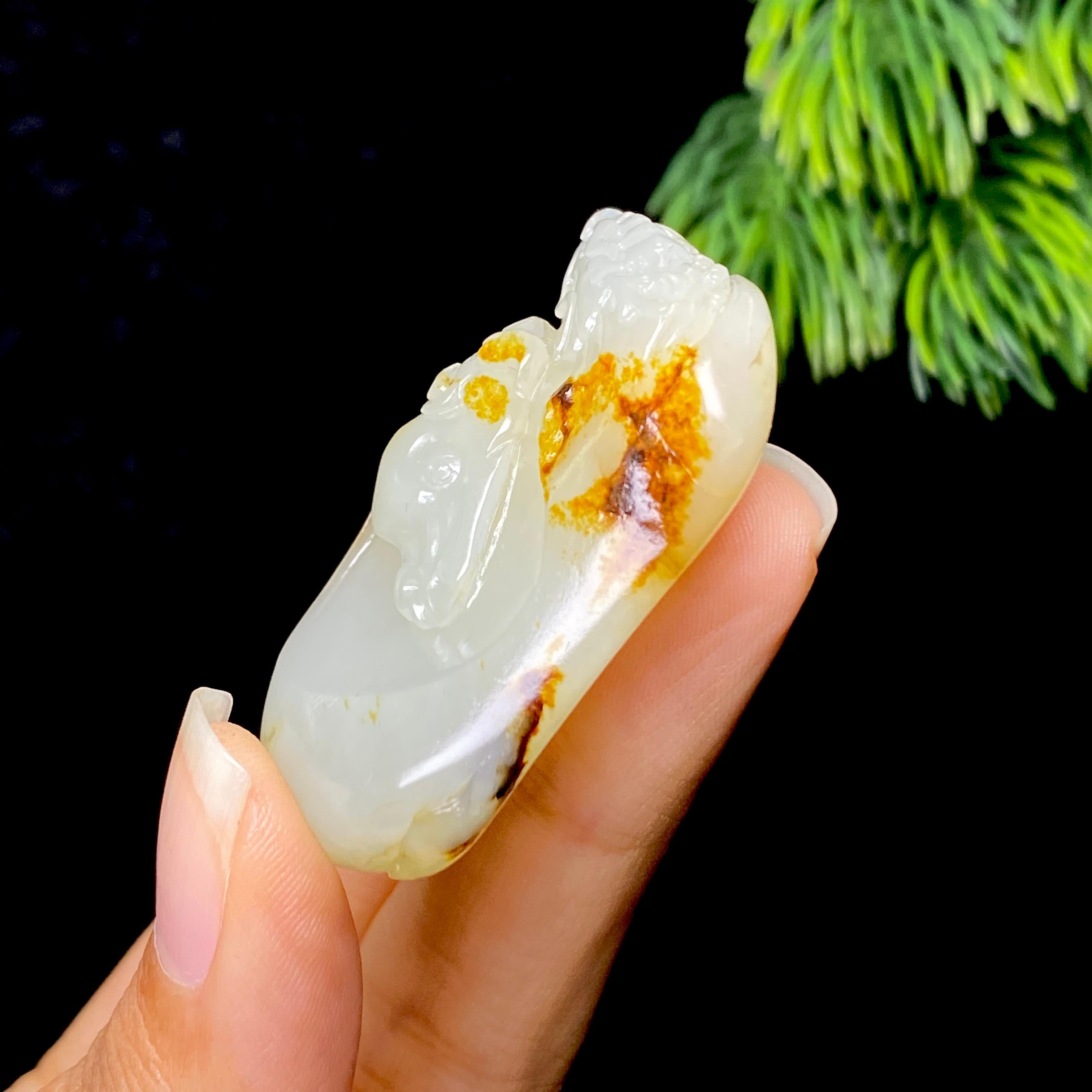 和田玉籽料龙马精神（29.5g）