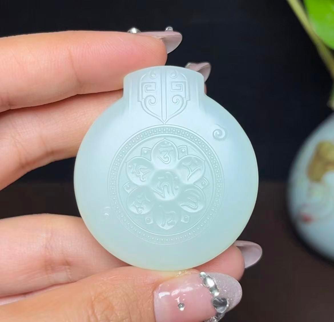 和田羊脂玉佛公（43.3g）