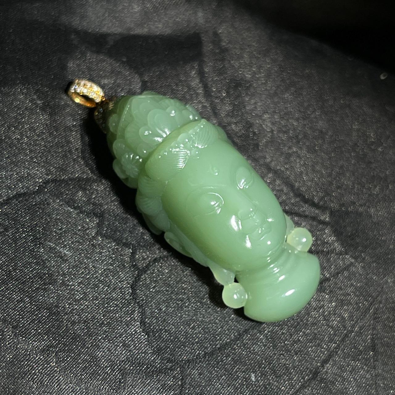 和田玉碧玉粉青金镶观音（23.5g）