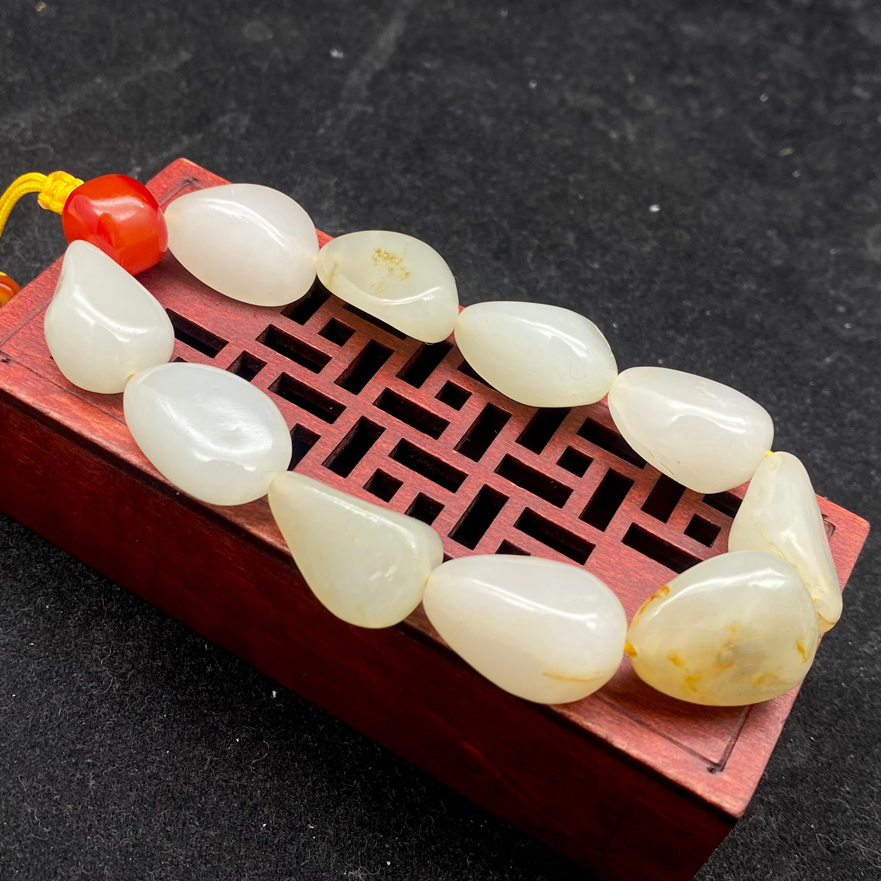 和田玉洒金皮【精品手串】（45.6g）