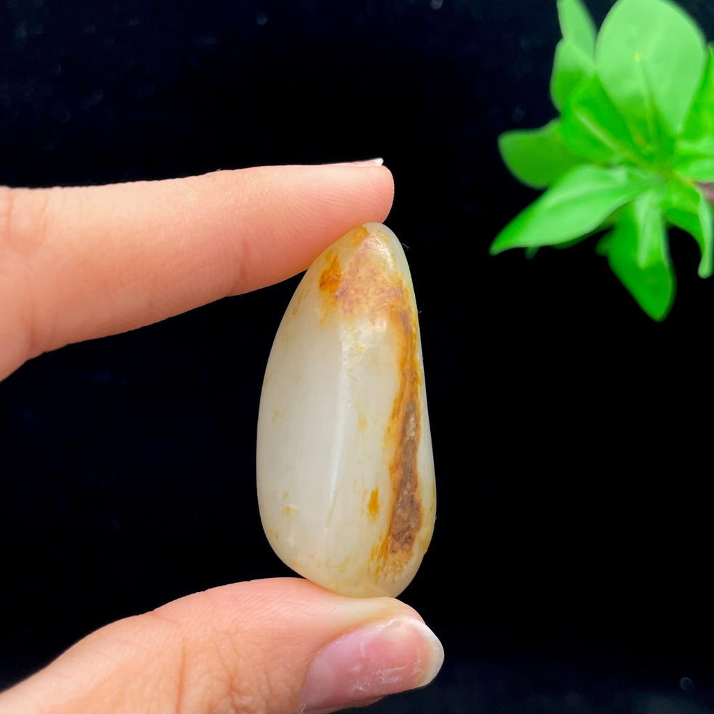 和田玉聚黄皮籽料挂件（41.4g）