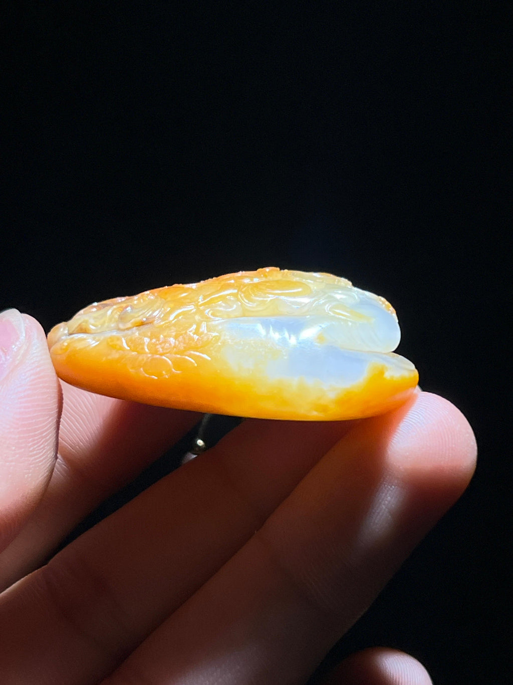 和田玉籽料观音（42.2g）
