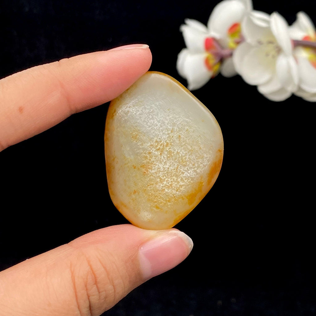 和田玉聚红皮籽料挂件（19.2g）