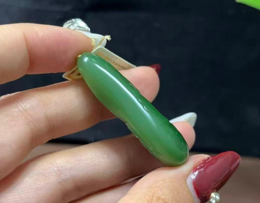 和田玉红皮碧玉望天吼无相佛（19.3g）