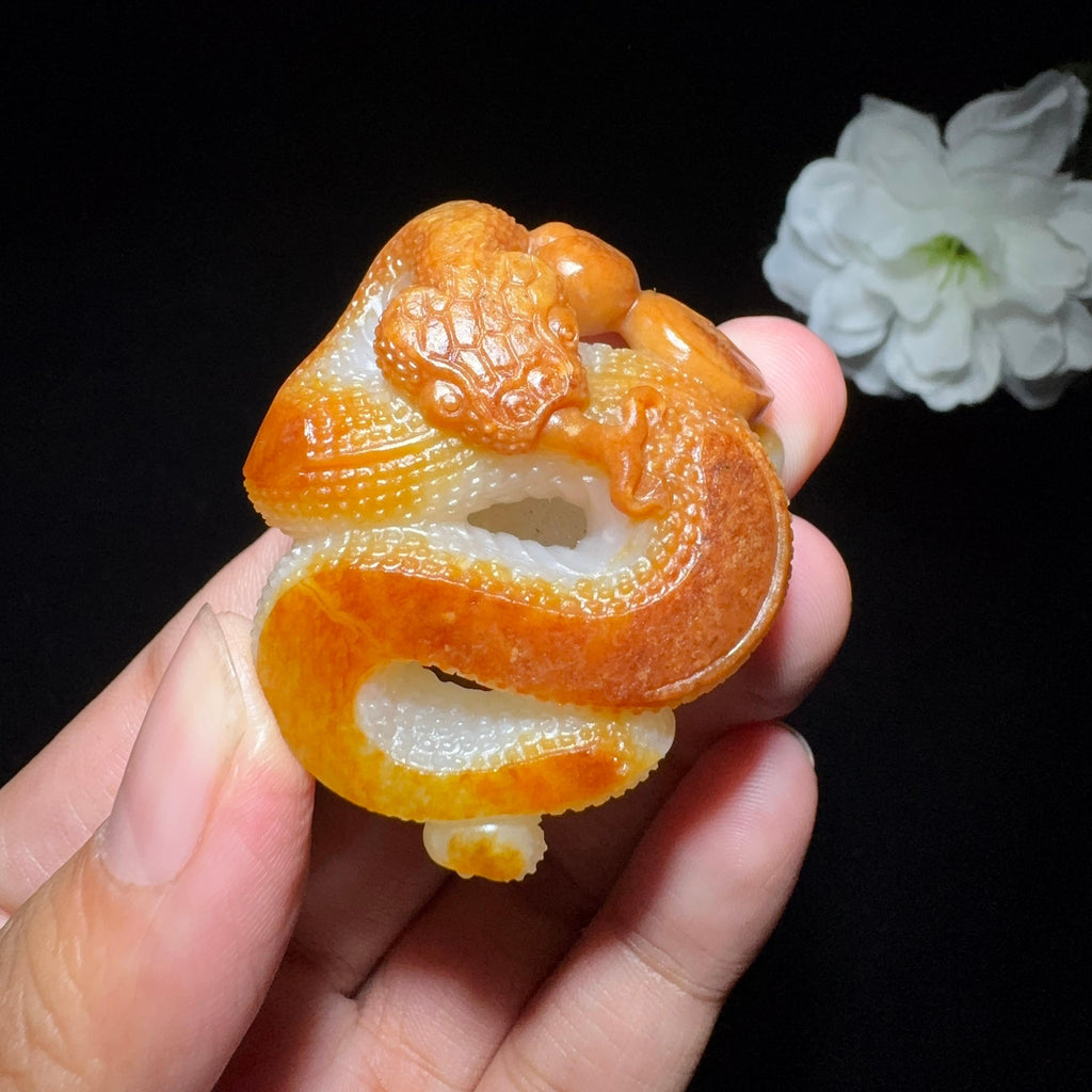精品特色和田玉籽料挂件腰缠万贯（33.8g）