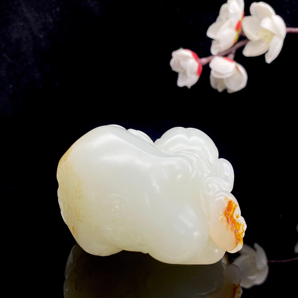 和田玉籽料【大象】手把件（247g）