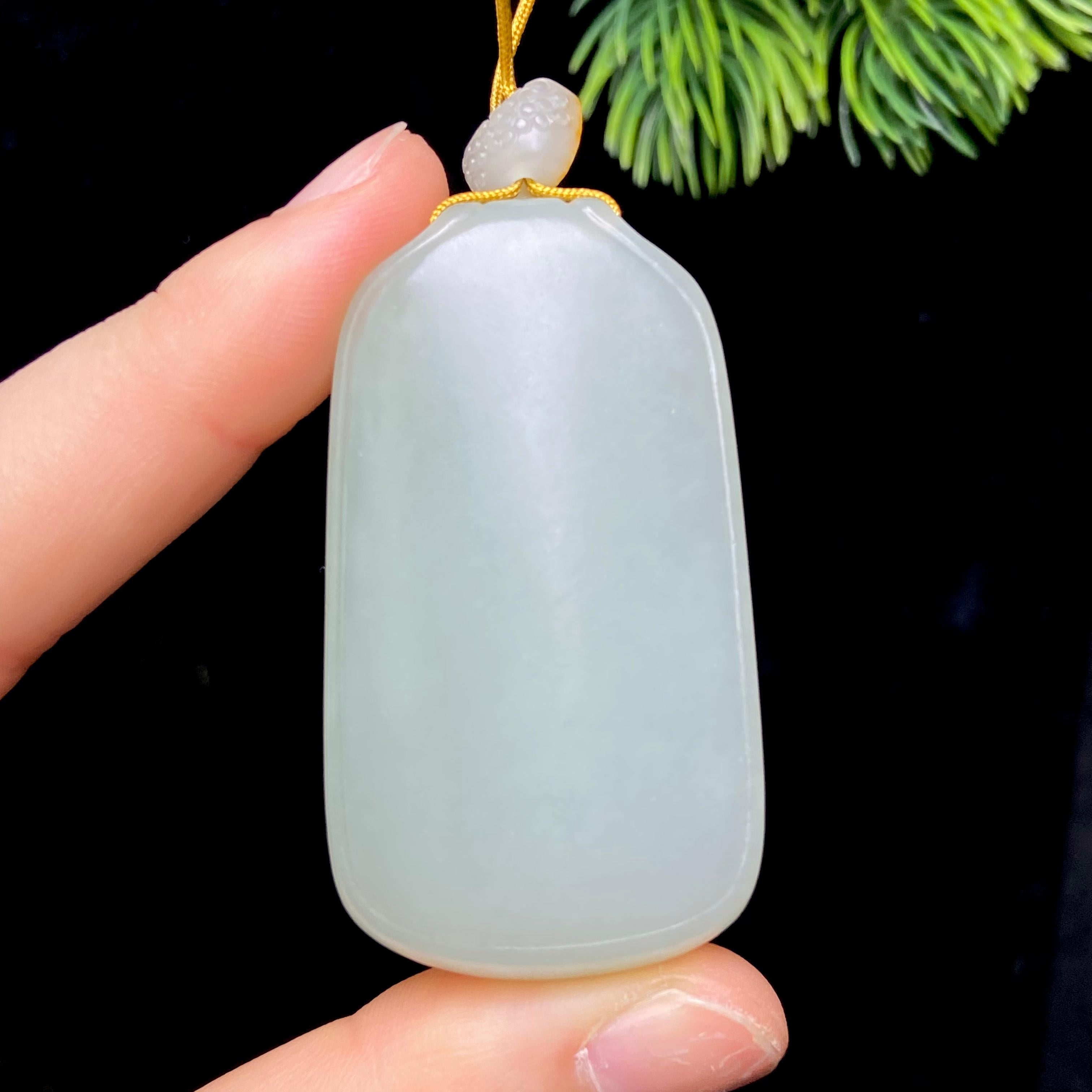 和田玉籽料无事牌（41.6g）