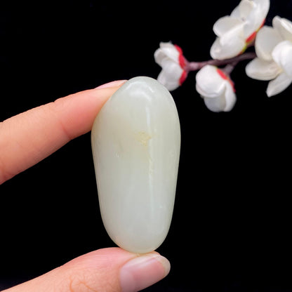 和田玉青白玉籽料原石（59.3g）