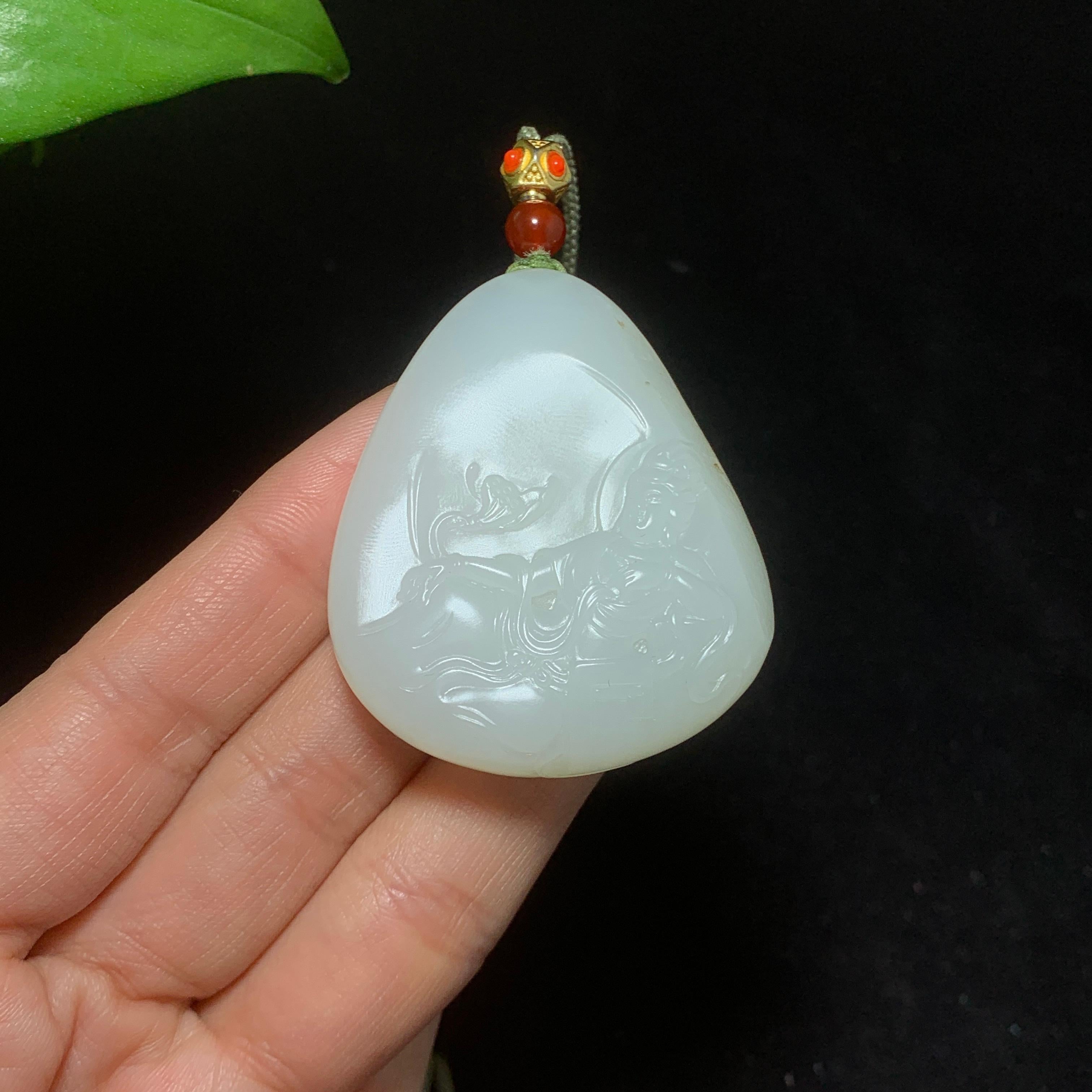 和田籽料洒金皮白玉睡莲观音（48.0g）