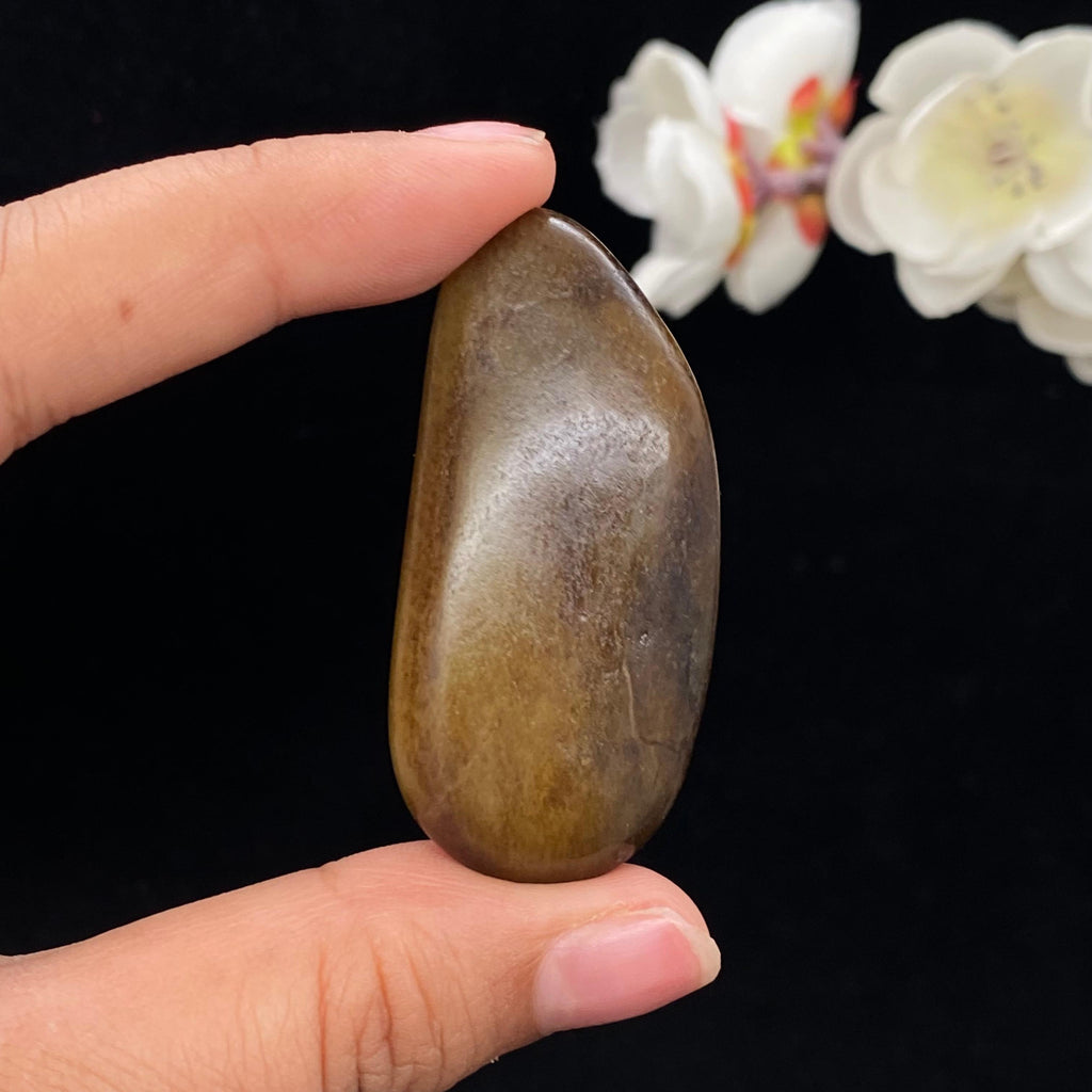 和田玉秋梨黄皮籽料挂件（34.9g）