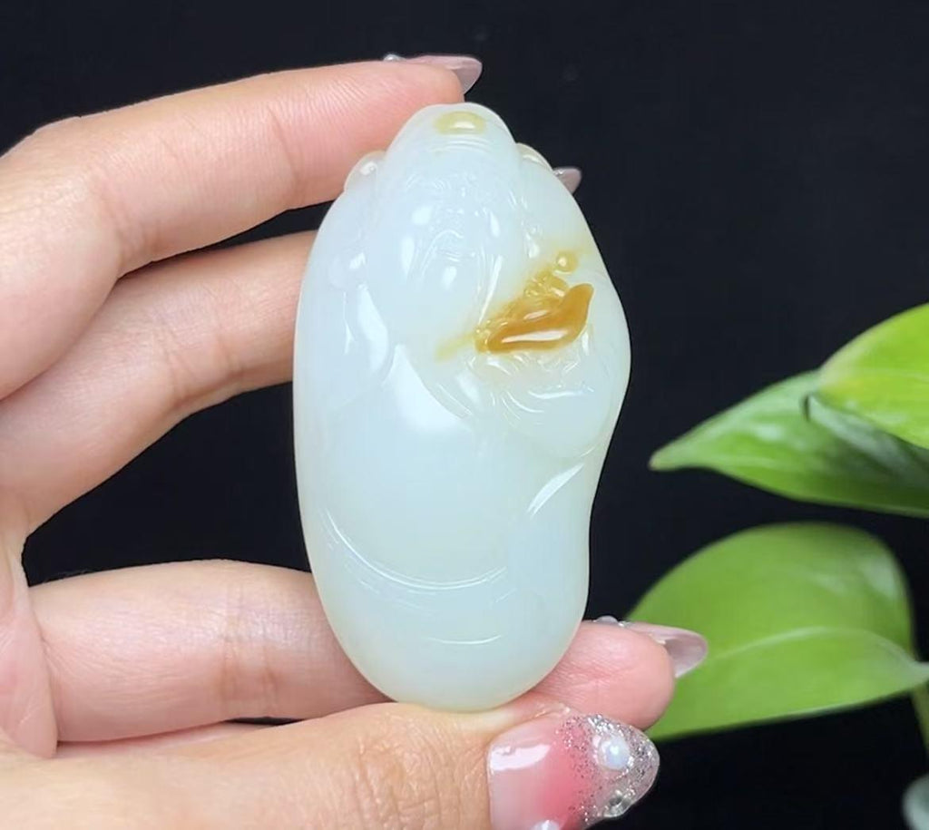 新疆和田玉且末糖羊脂玉财神（69.3g）