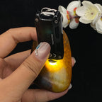 和田玉黄沁皮籽料原石（157g）