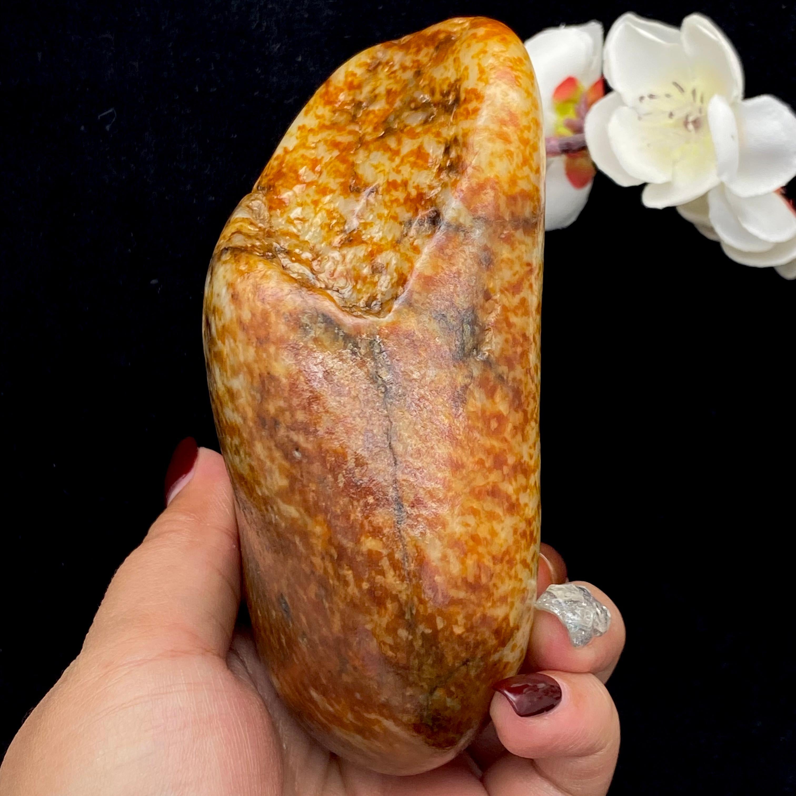 和田玉聚红皮籽料原石（970.9g）