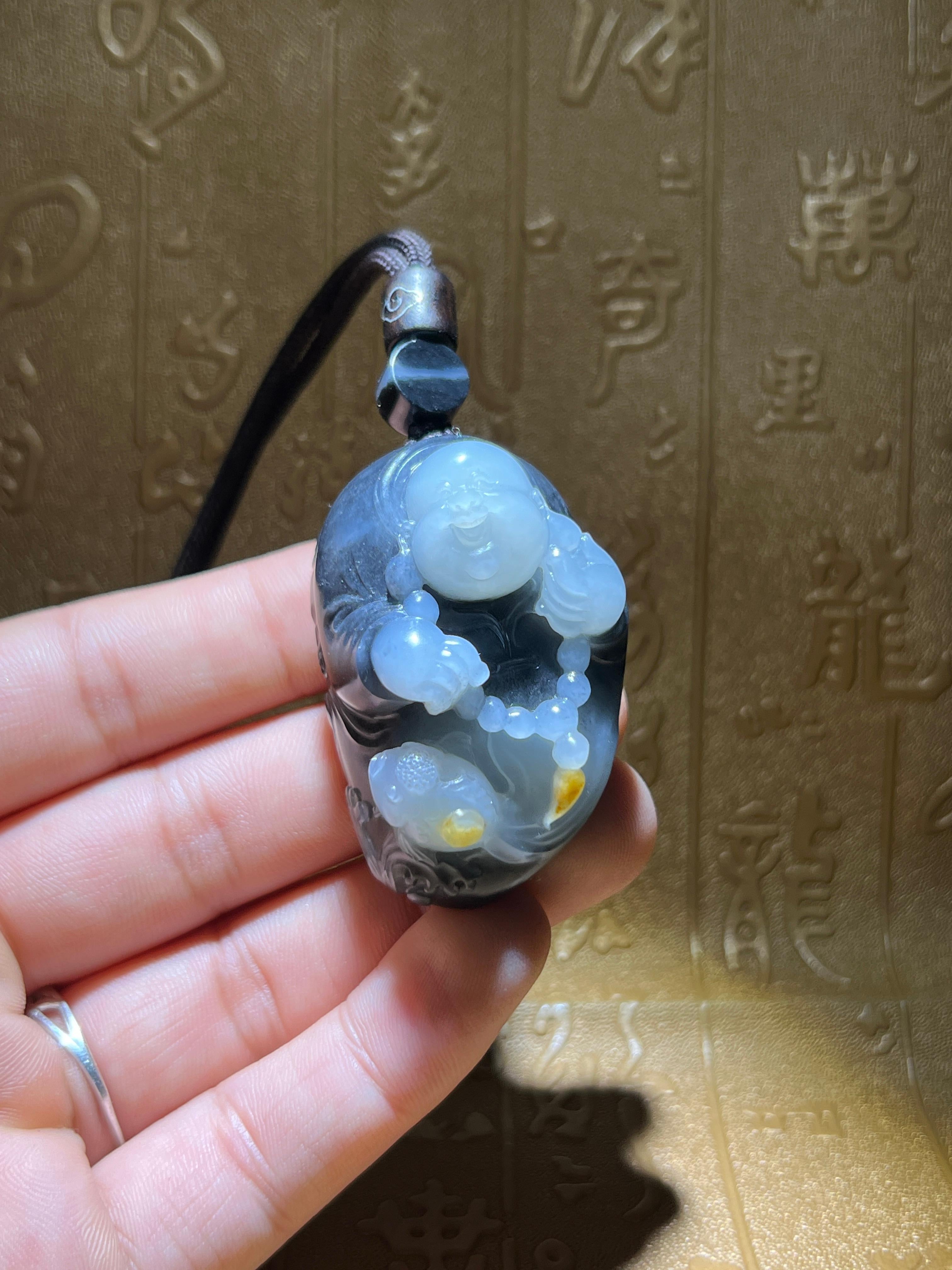 籽料雕件– 厚德载玉