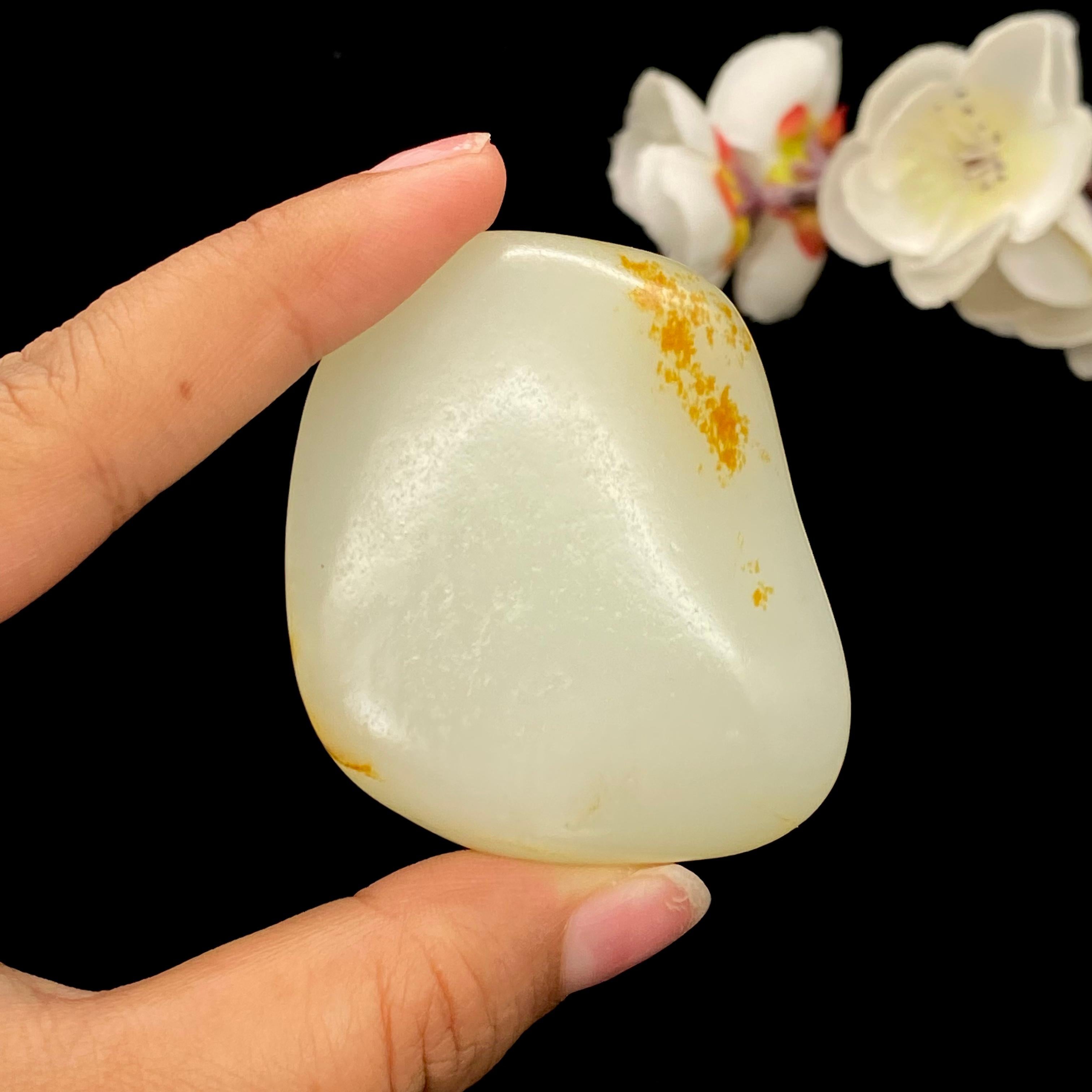 和田玉洒金皮籽料手把件（95.1g）