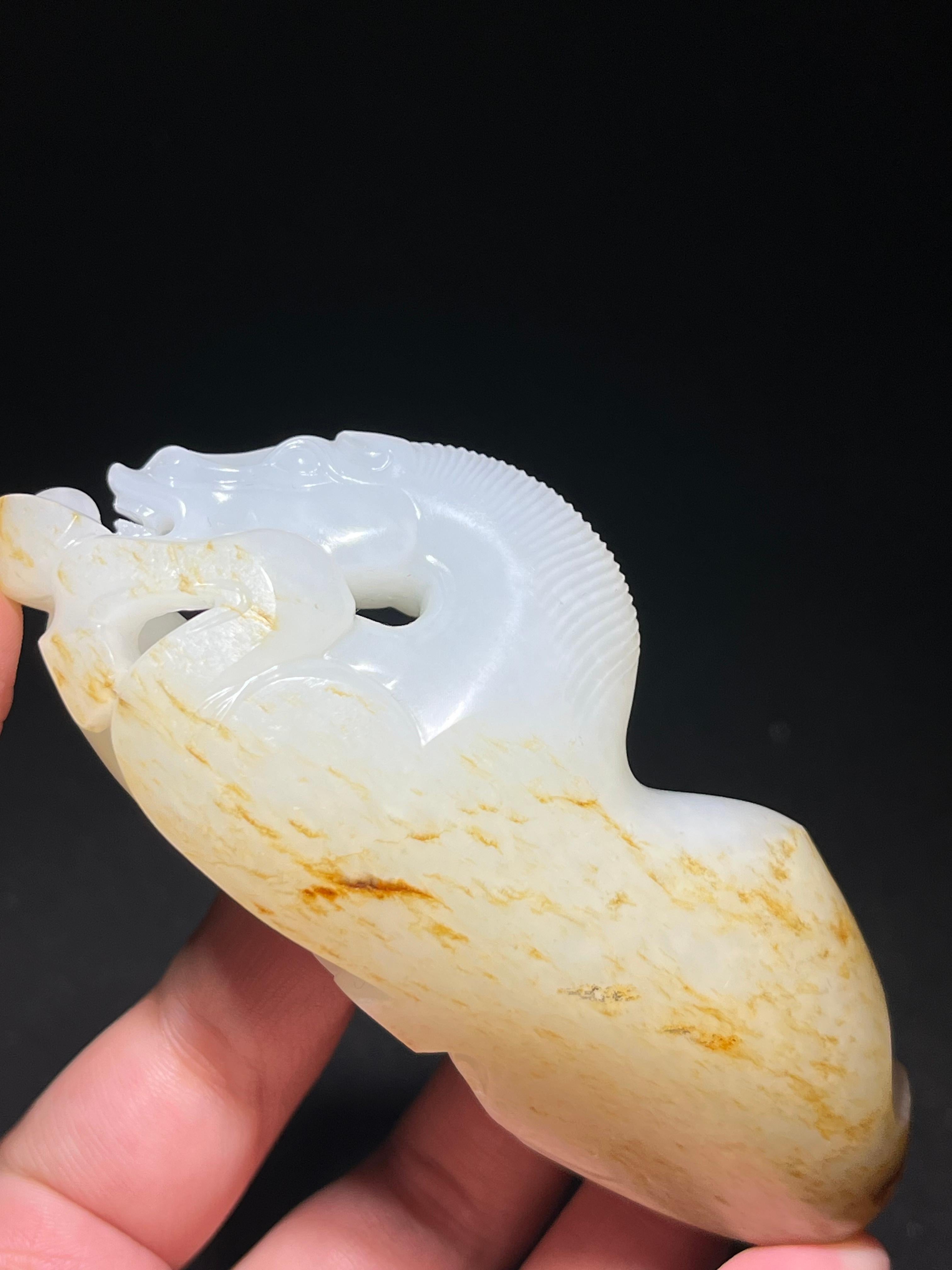 和田玉籽料白玉马（133.0g）