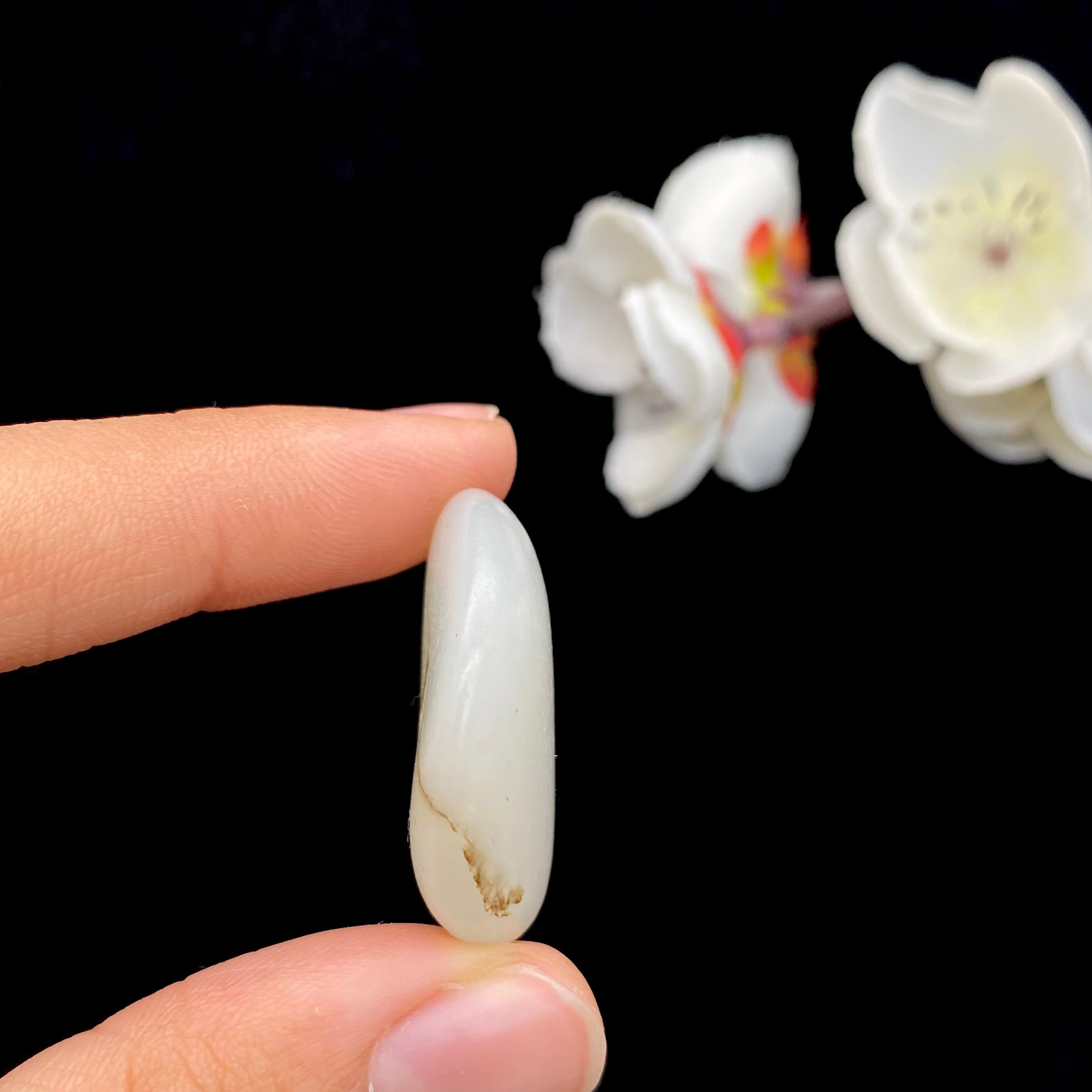 和田玉白玉籽料原石（12.5g）