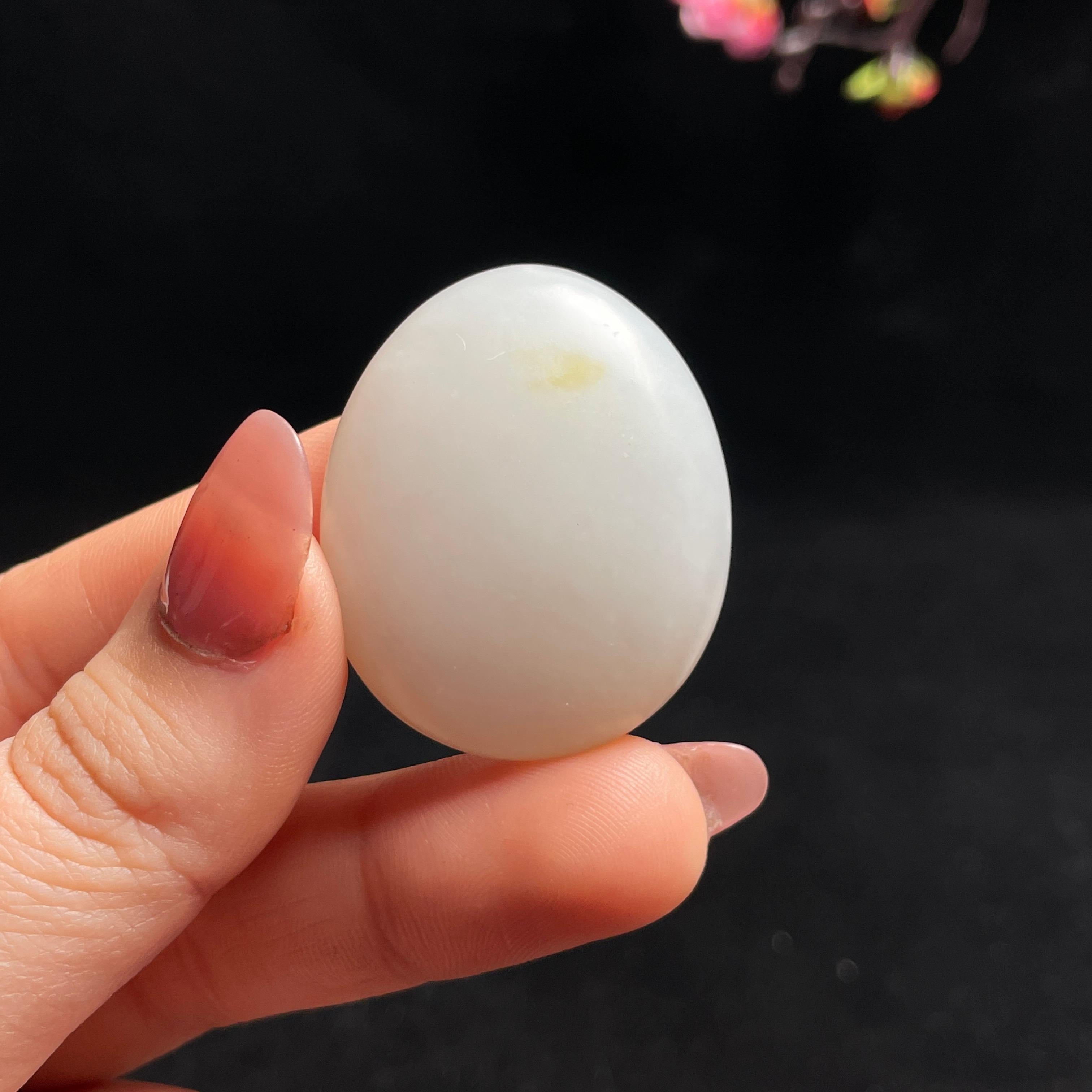 和田且末料糖白羊脂白玉佛挂件（22.9g）