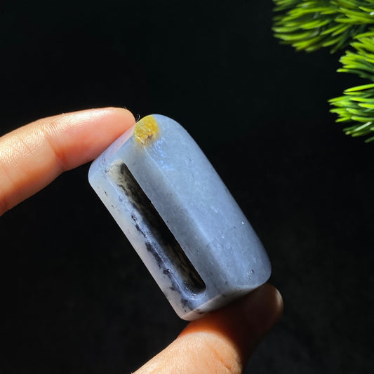 和田玉籽料青花腰带扣（55.3g）