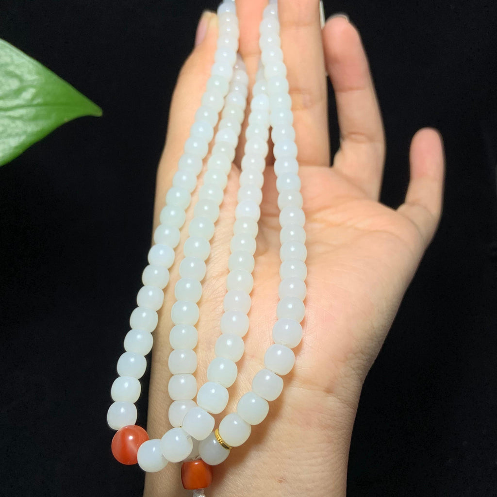 收藏级和田山料羊脂白玉108 颗老型珠项链（55.0g）