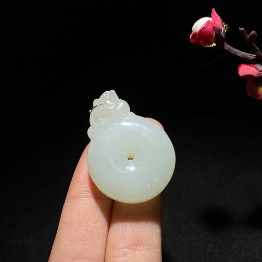 精品和田白玉山料貔貅平安扣挂件（17.3g）