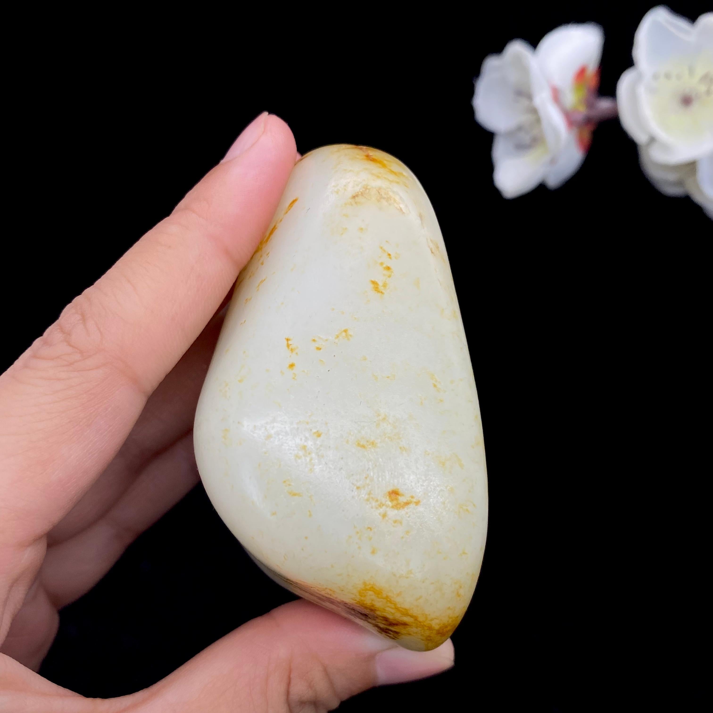 和田玉洒金皮籽料原石（217.6g）