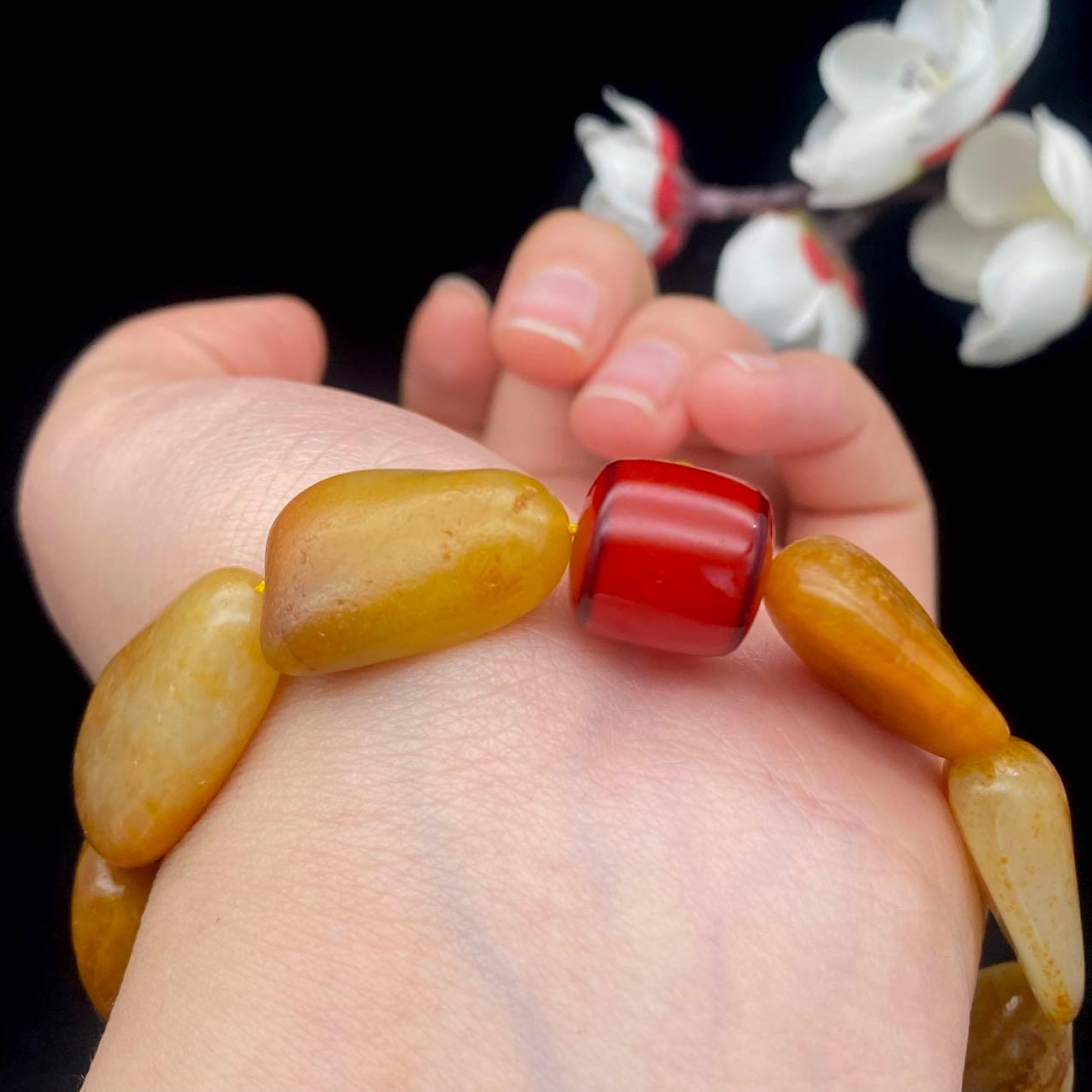 和田玉聚黄皮籽料【精品手串】（49.4g）