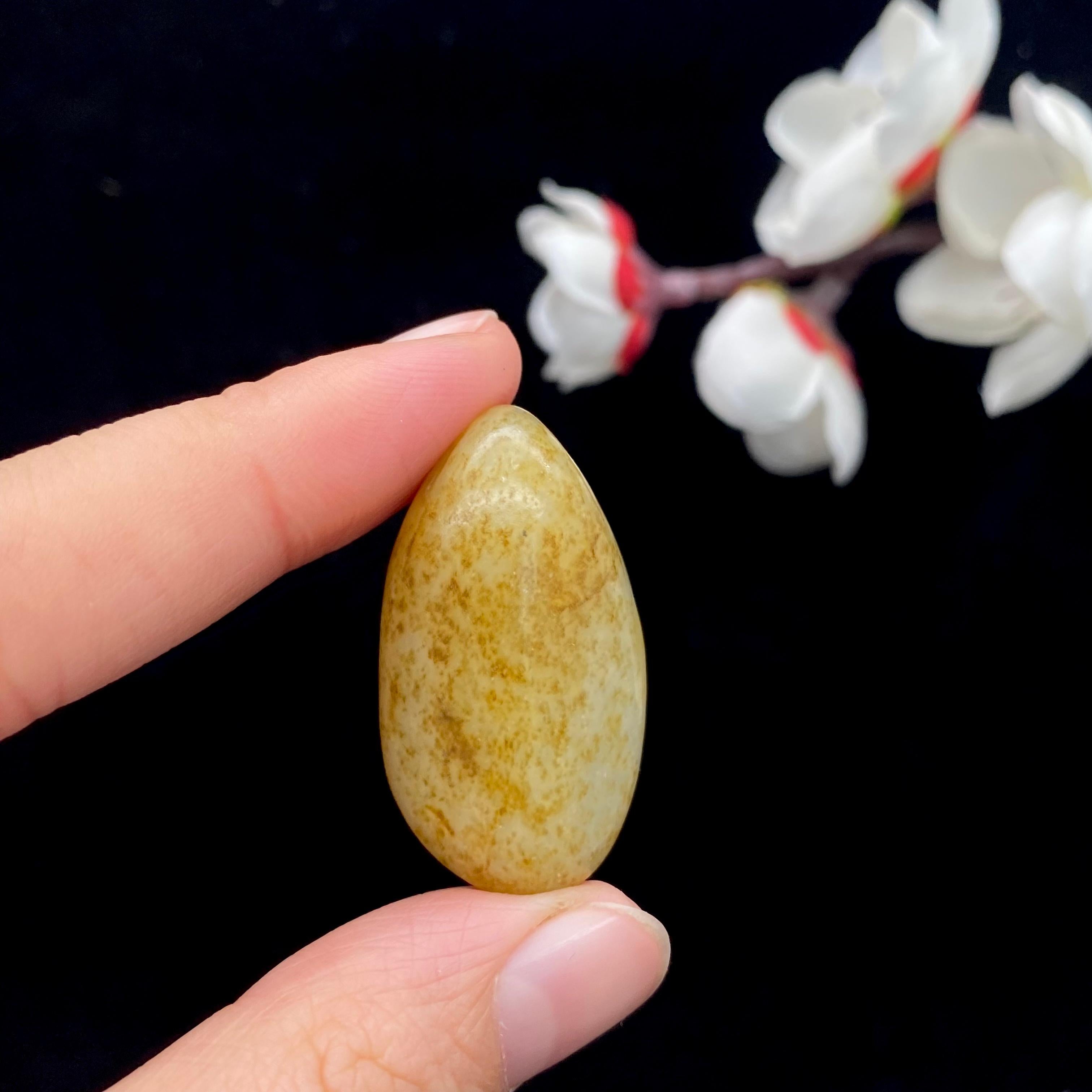 和田玉洒金皮籽料吊坠籽（14.6g）