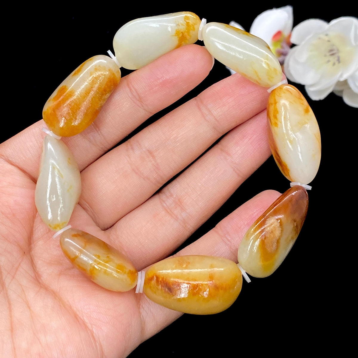 和田玉聚黄皮籽料【精品手串】（73.6g）