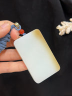 和田玉新疆且末料糖羊脂玉平安无事牌（64.0g）