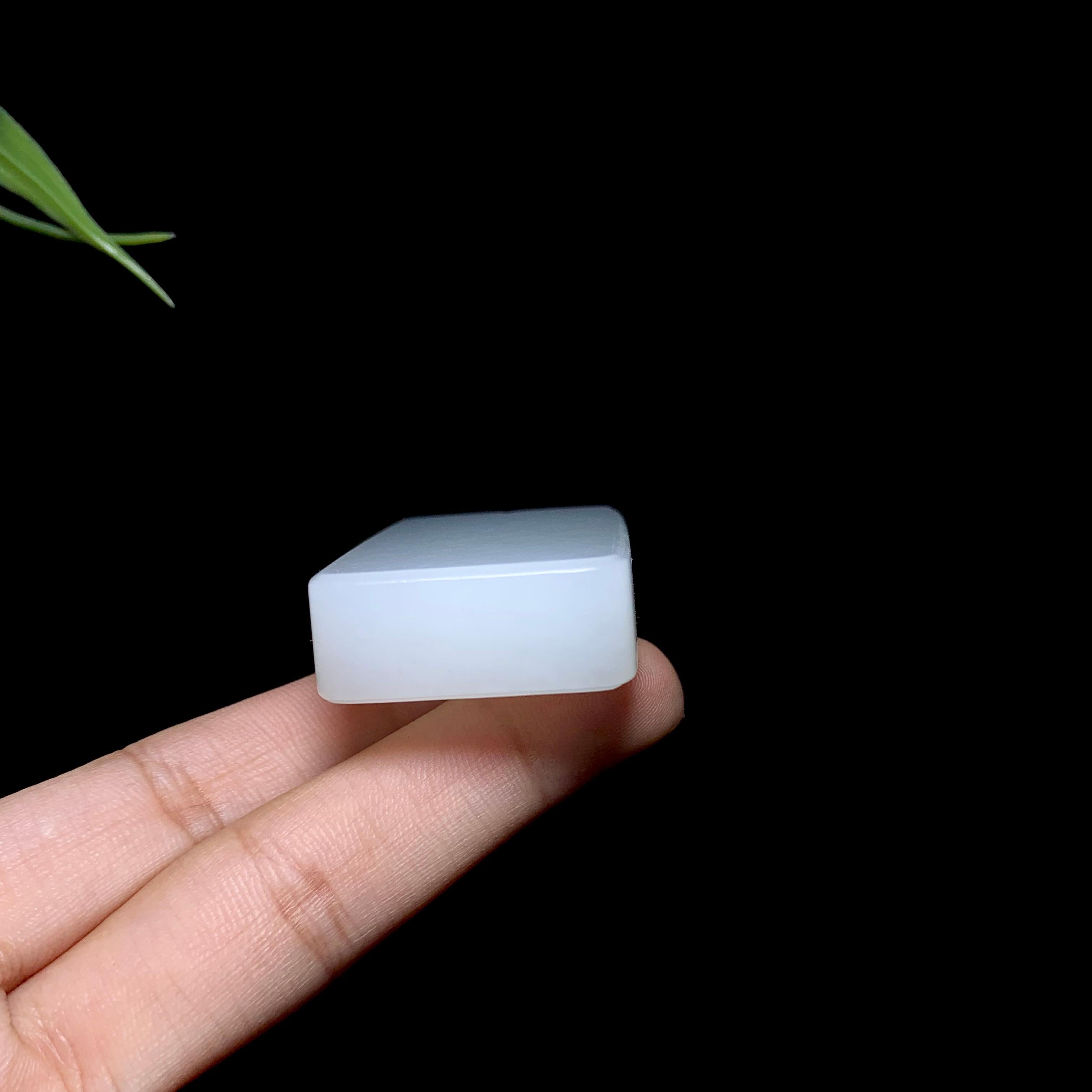 和田玉山料白玉无事牌（58.6g）